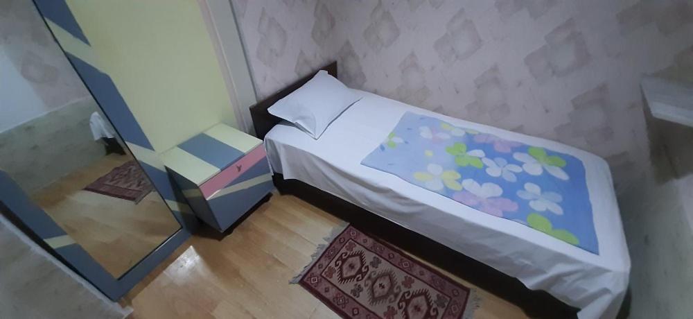Guest House Nise Tbilisi Eksteriør billede