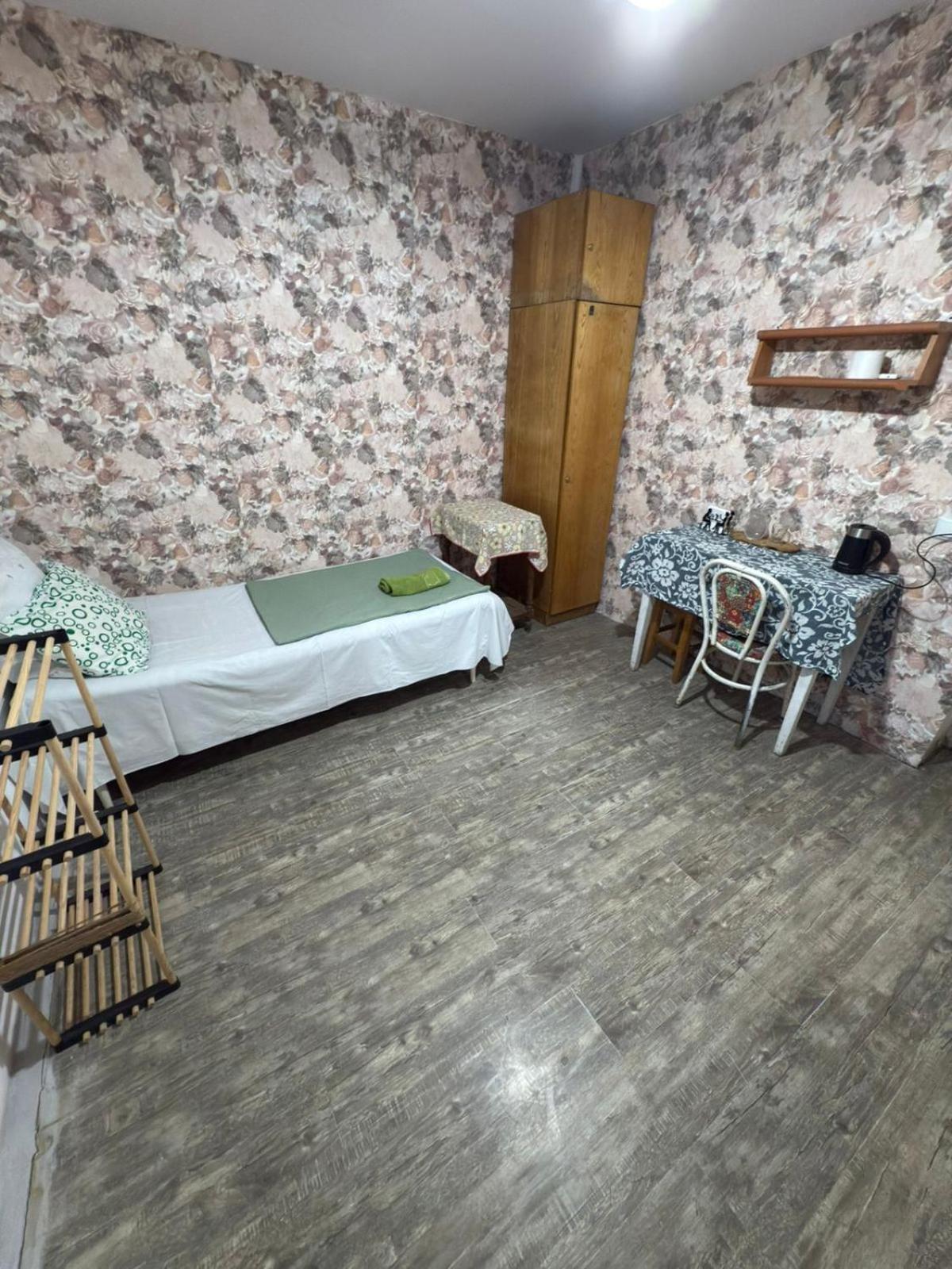 Guest House Nise Tbilisi Eksteriør billede