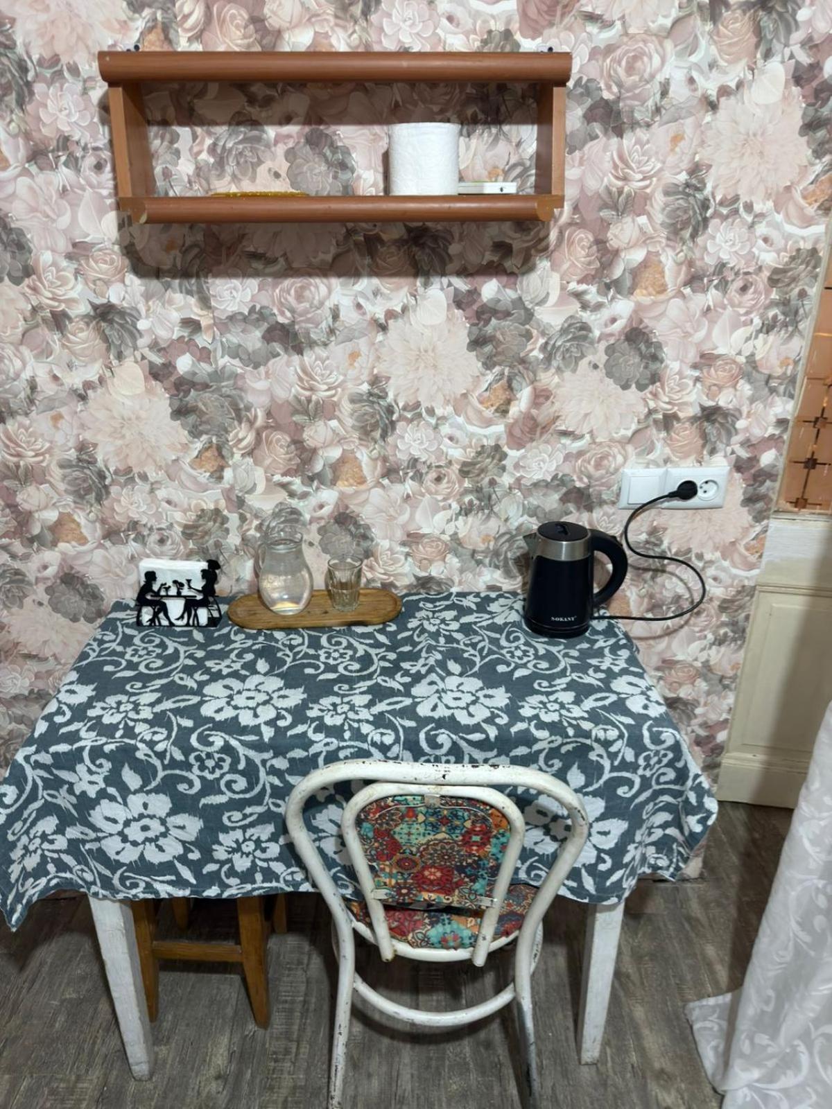 Guest House Nise Tbilisi Eksteriør billede