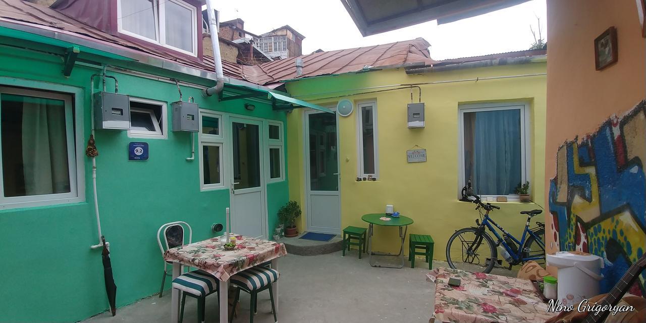 Guest House Nise Tbilisi Eksteriør billede